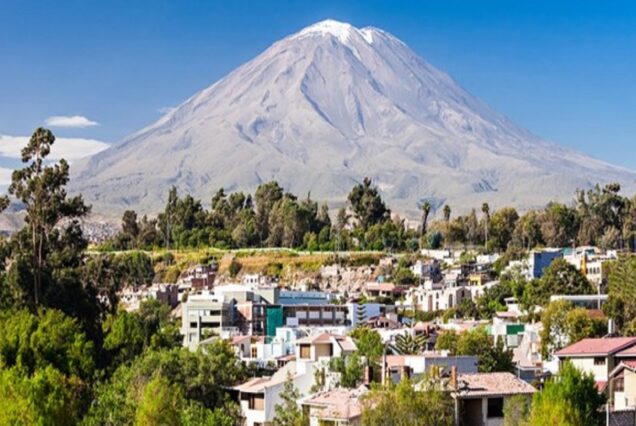 Arequipa Classic City Tour Half Day: Colonial History & Viewpoints